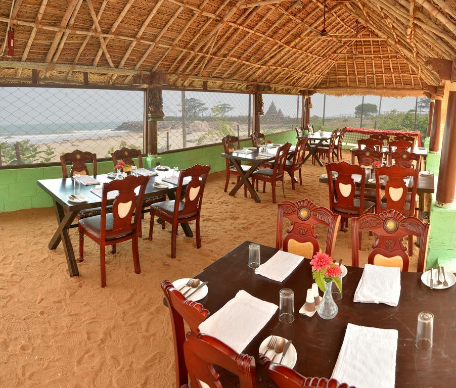 Sea Breeze Beach Resort مهاباليبورام المظهر الخارجي الصورة
