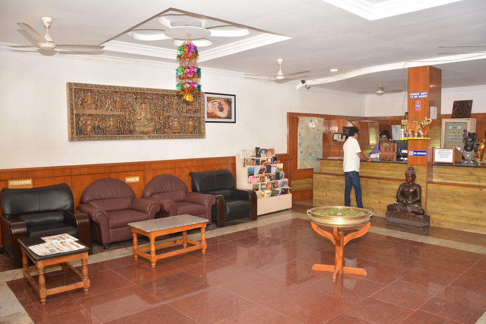 Sea Breeze Beach Resort مهاباليبورام المظهر الخارجي الصورة